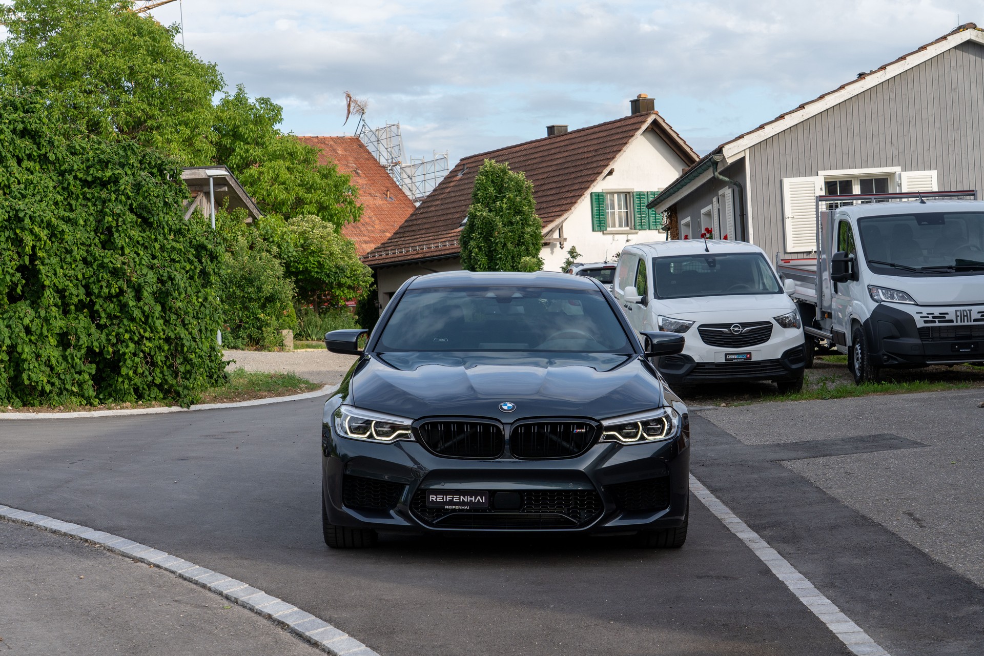 BMW M5 xDrive Drivelogic-showroom-element-2