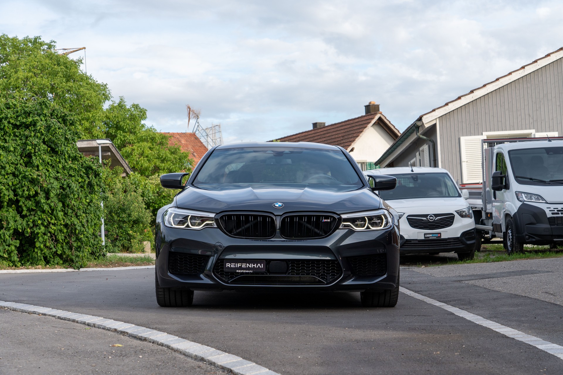 BMW M5 xDrive Drivelogic-showroom-element-3