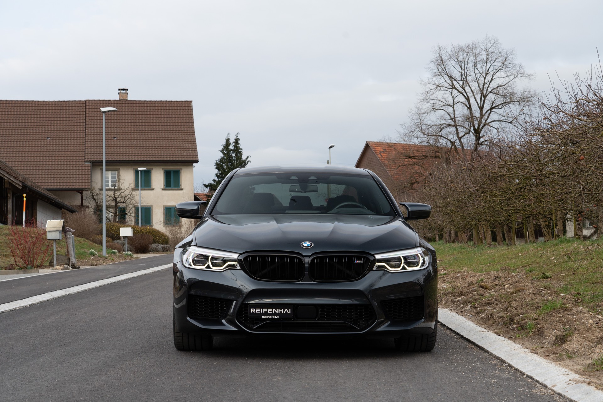 BMW M5 xDrive Drivelogic-showroom-element-2