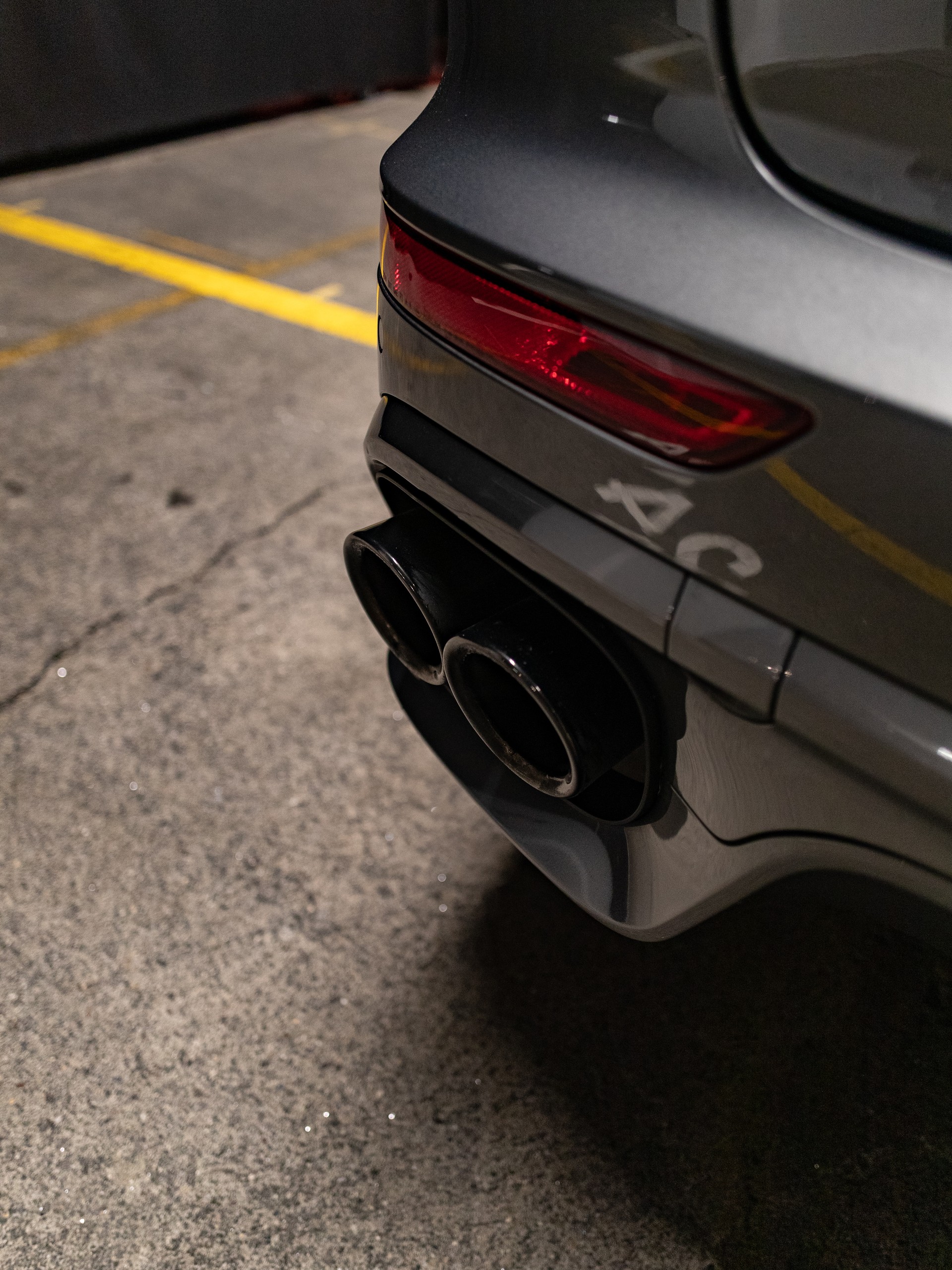 PORSCHE Cayenne S Diesel-image-24