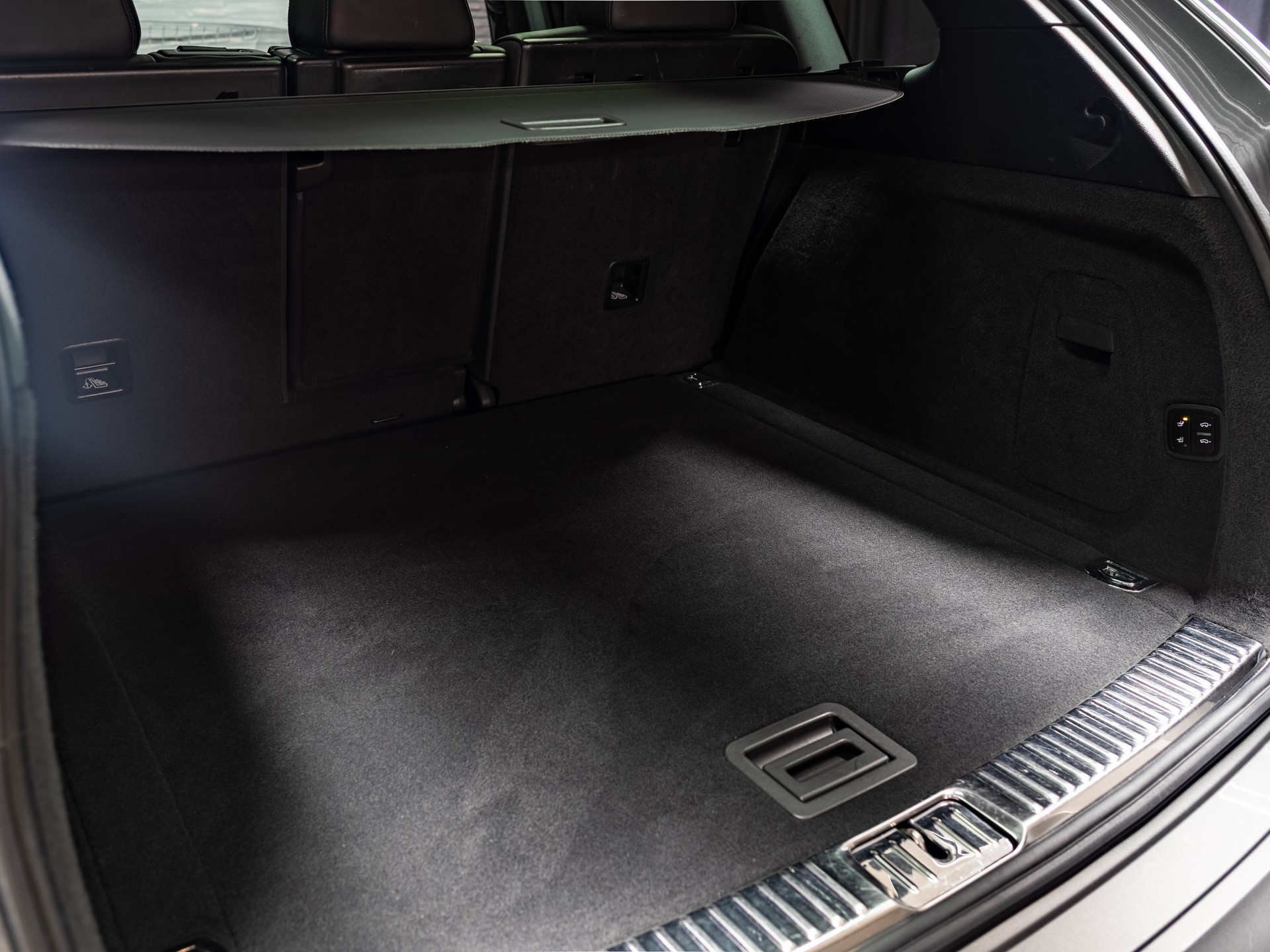 PORSCHE Cayenne S Diesel-image-25