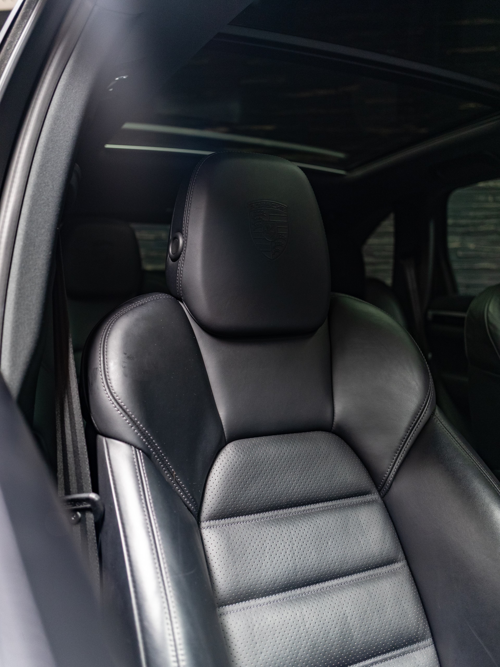 PORSCHE Cayenne S Diesel-image-16