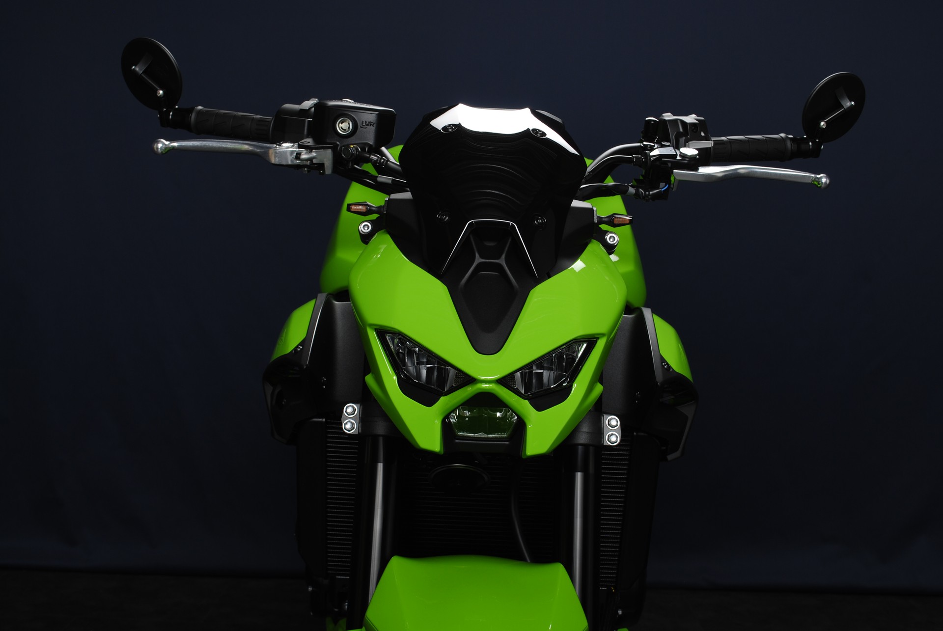 KAWASAKI Z 900 (70kW) MY26 - Sonderumbau Racing green-image-7