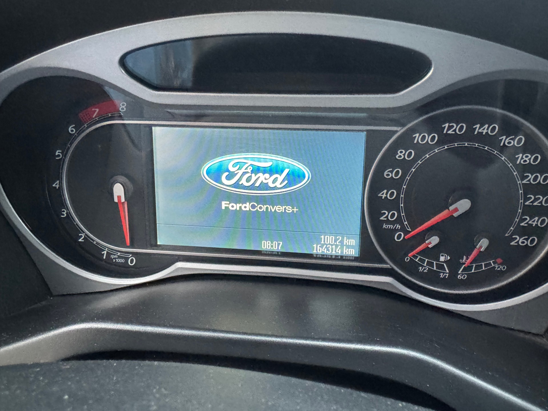 FORD Mondeo 2.0i 16V Titanium-image-4