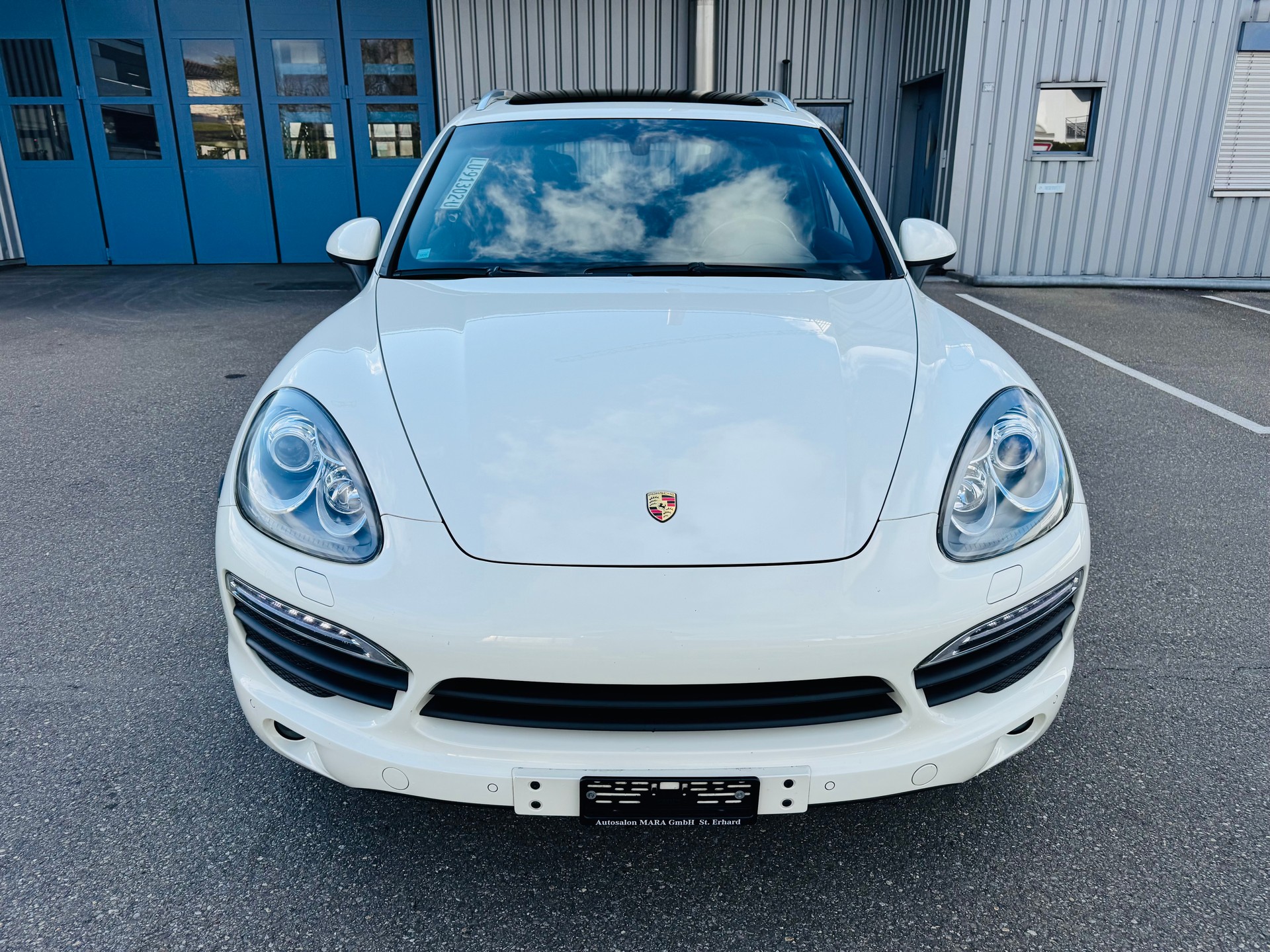 PORSCHE Cayenne S-image-8