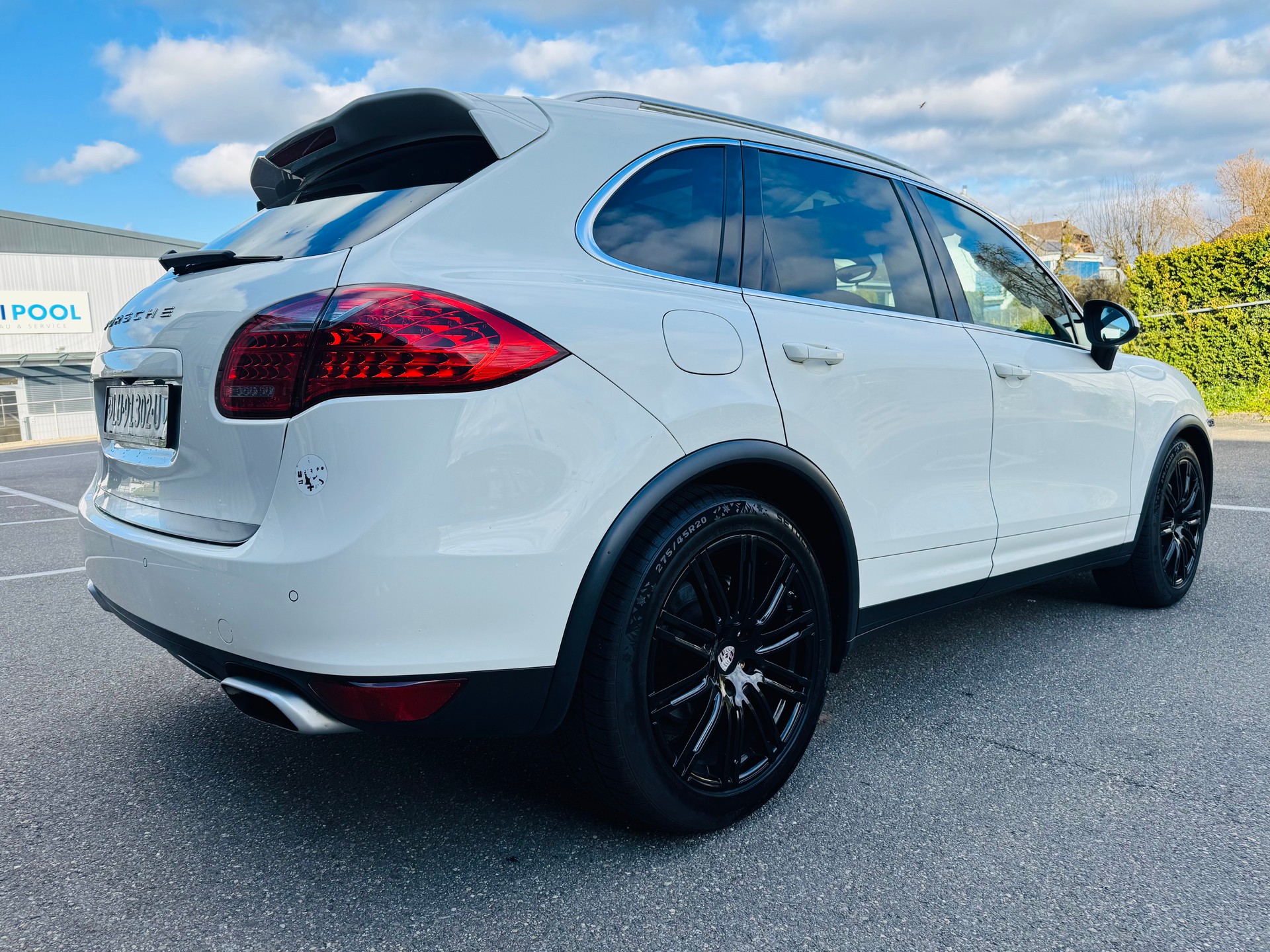 PORSCHE Cayenne S-image-5