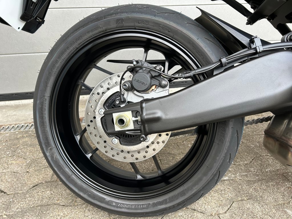 YAMAHA XSR 900-image-10