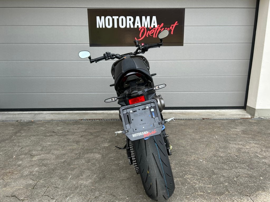 YAMAHA XSR 900-image-5