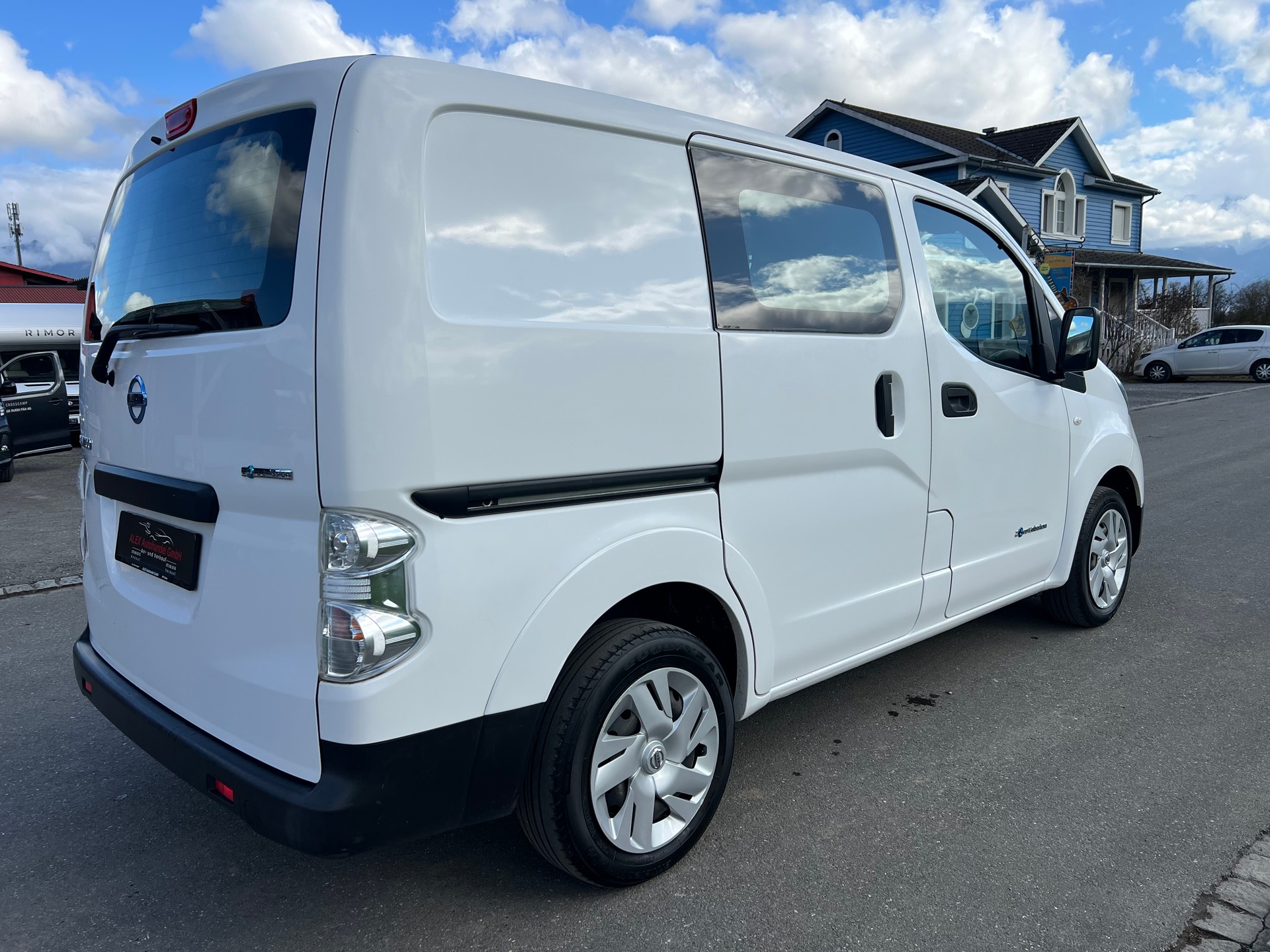 NISSAN e-NV200 COMFORT (incl. battery)-image-6