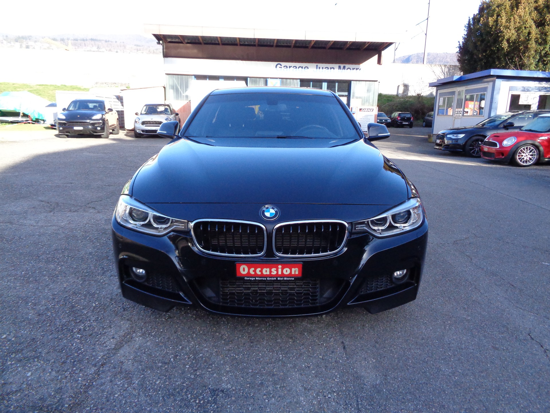BMW 320d Touring-image-2