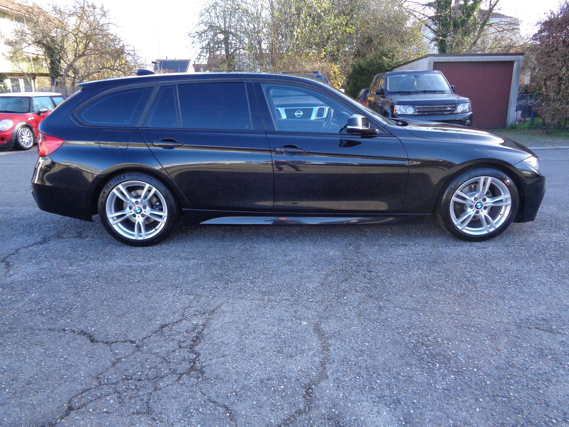 BMW 320d Touring-image-4