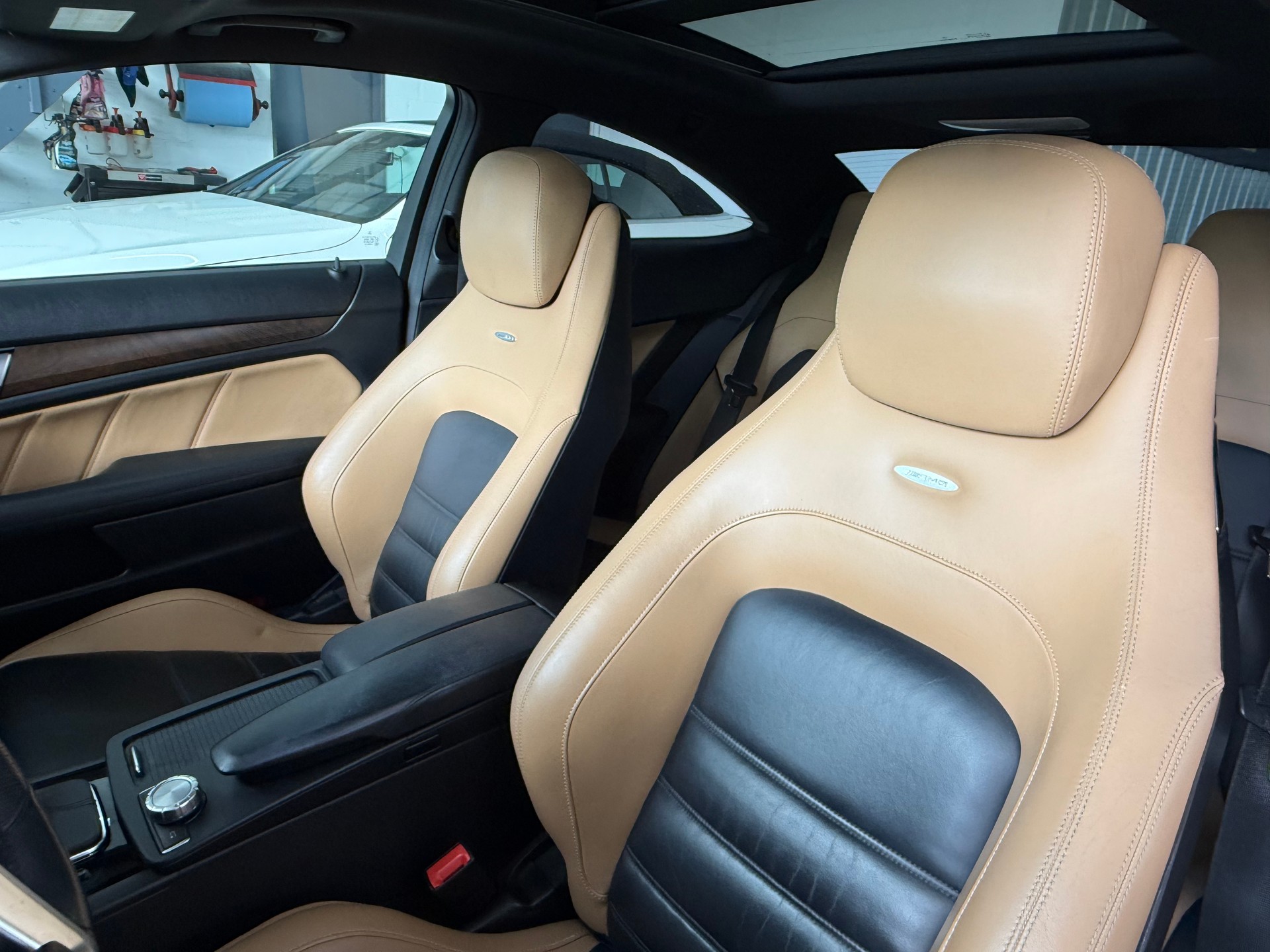 MERCEDES-BENZ C 63 AMG-image-9