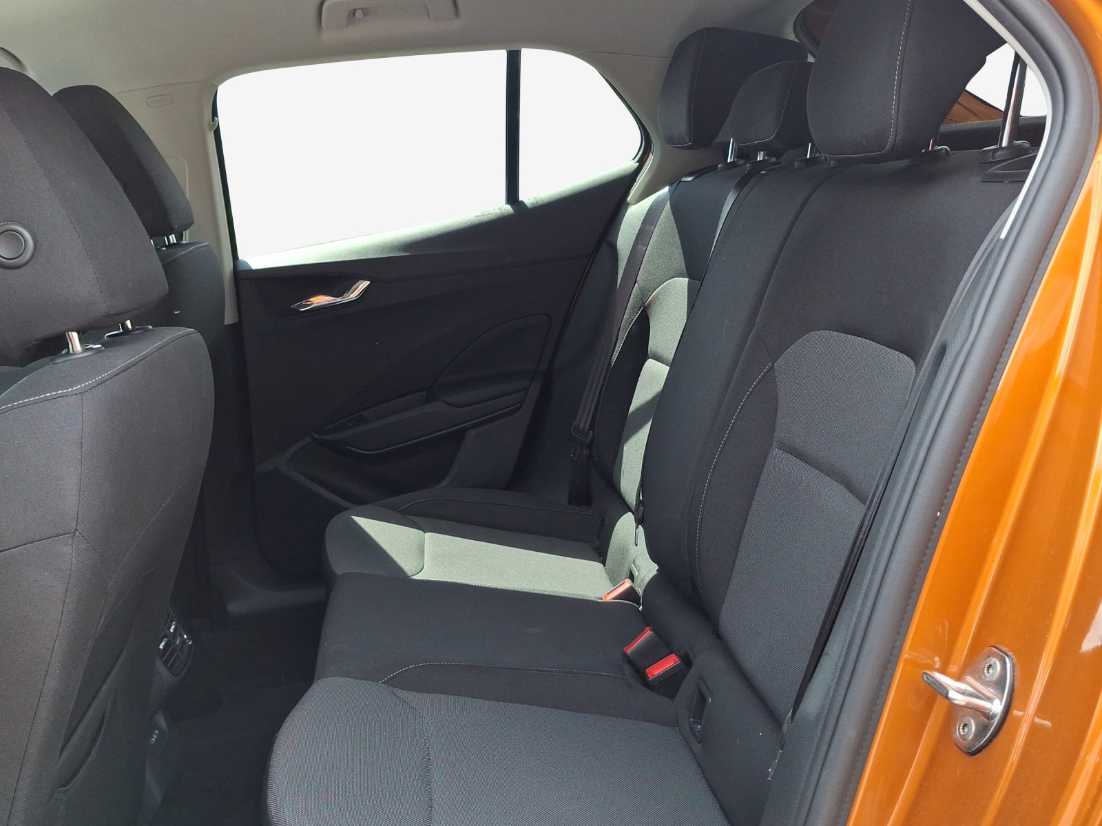 SKODA Fabia Combi 1.0 TSI Ambition DSG-image-11