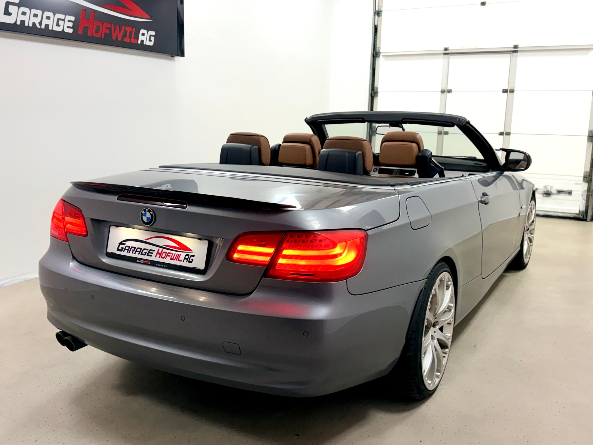 BMW 325d Cabriolet Steptronic-image-8