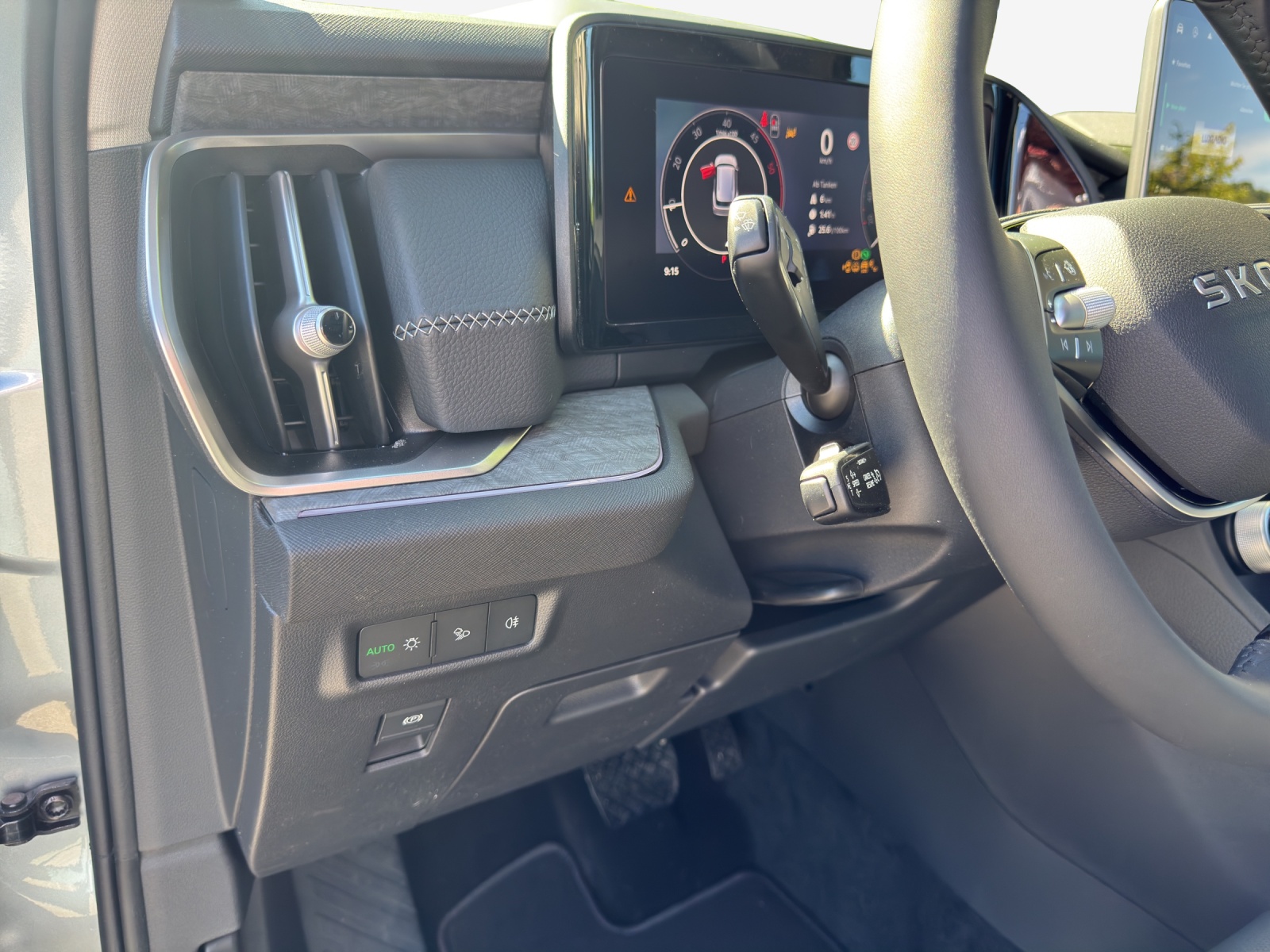 SKODA Kodiaq Dynamic 2.0TDI 193PS 7DSG4x4-image-15