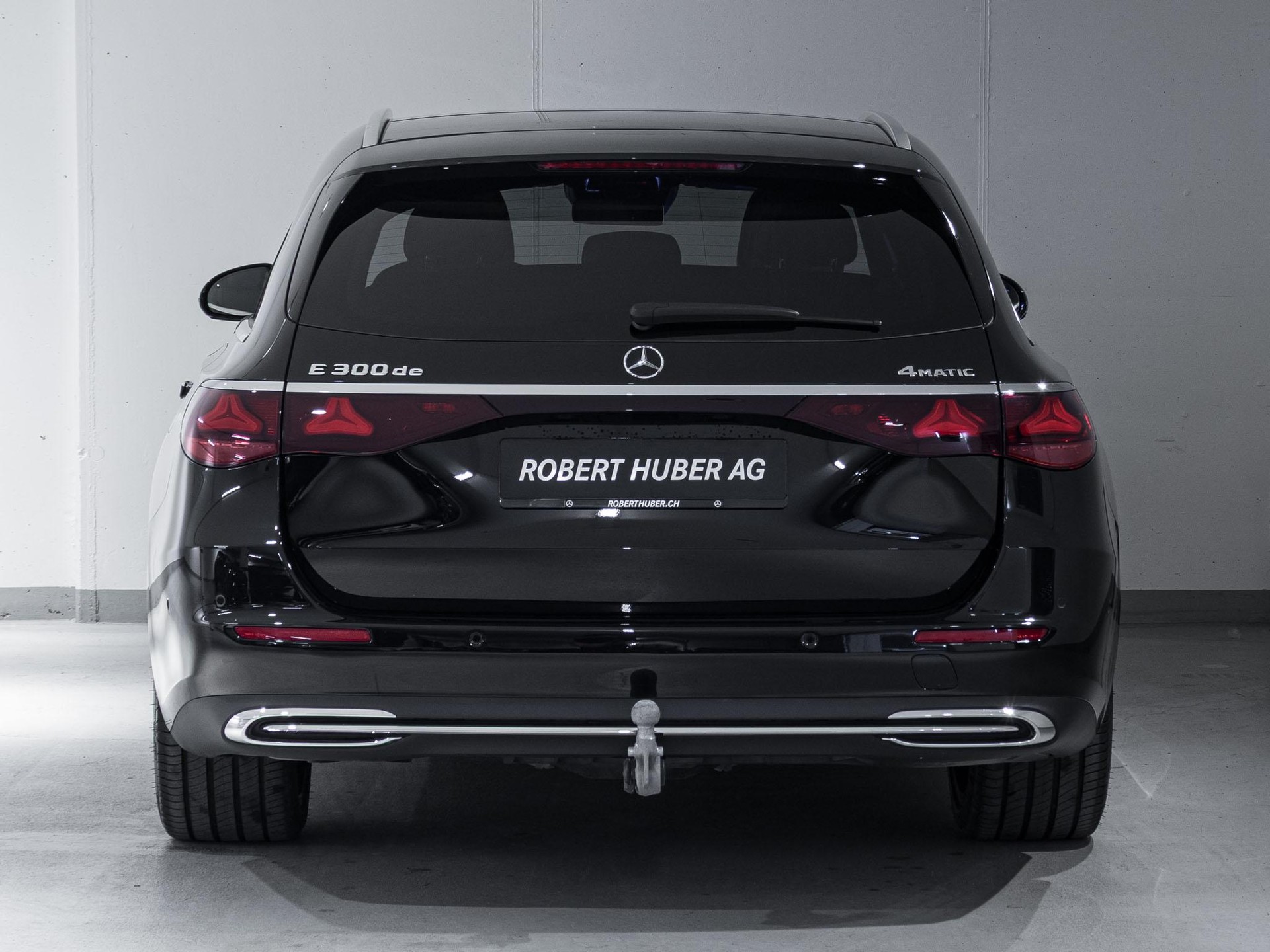 MERCEDES-BENZ E 300 de 4MATIC T-Modell-image-5