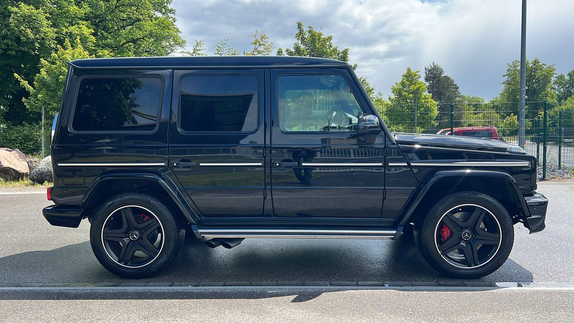 MERCEDES-BENZ G 63 AMG Automatic-image-4