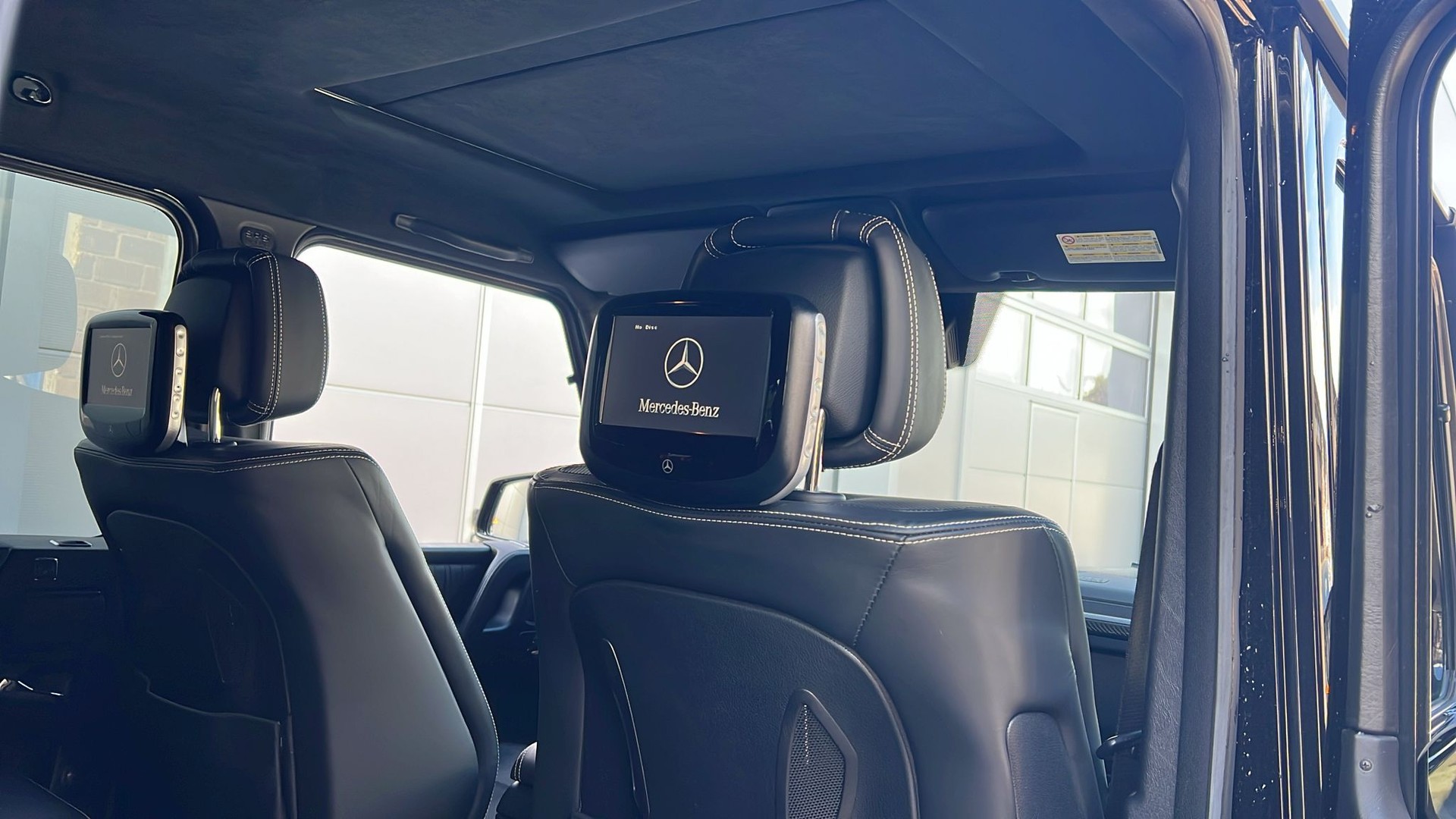 MERCEDES-BENZ G 63 AMG Automatic-image-18