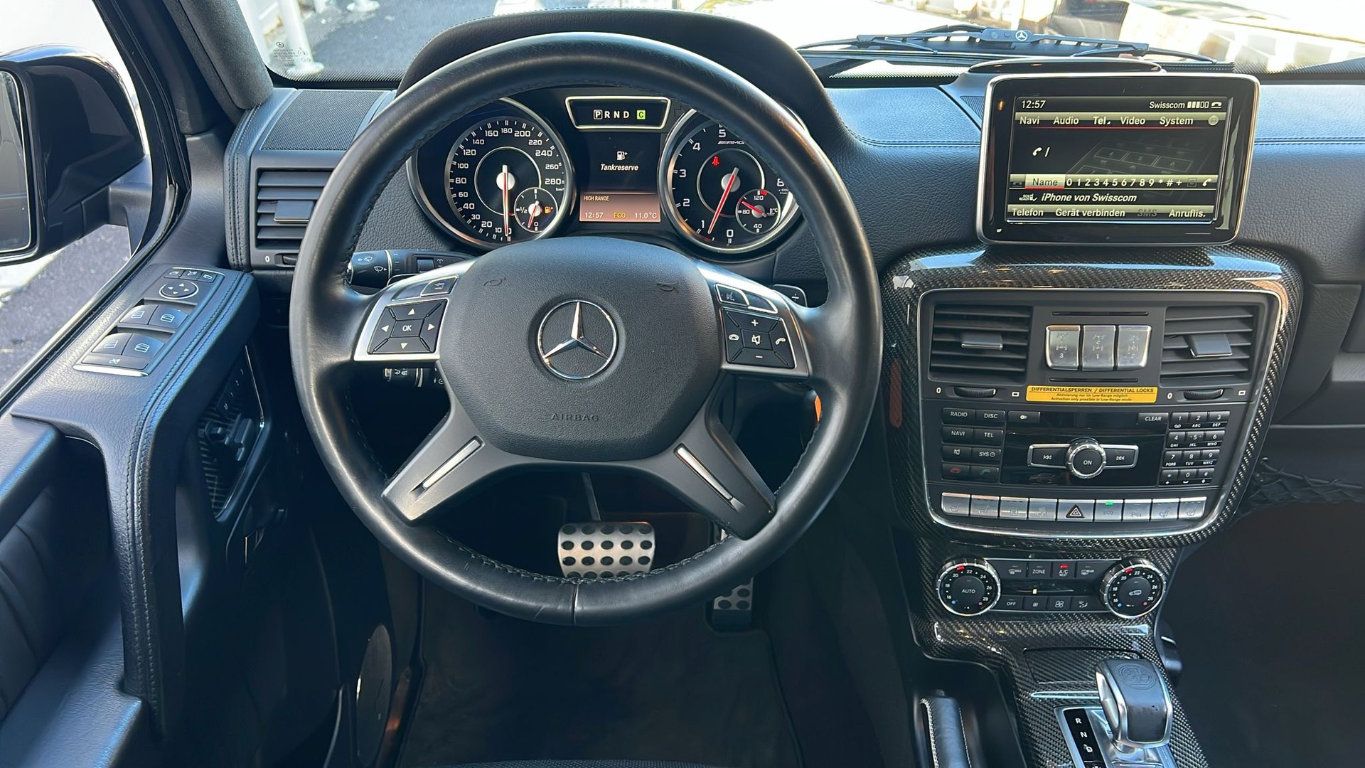 MERCEDES-BENZ G 63 AMG Automatic-image-9