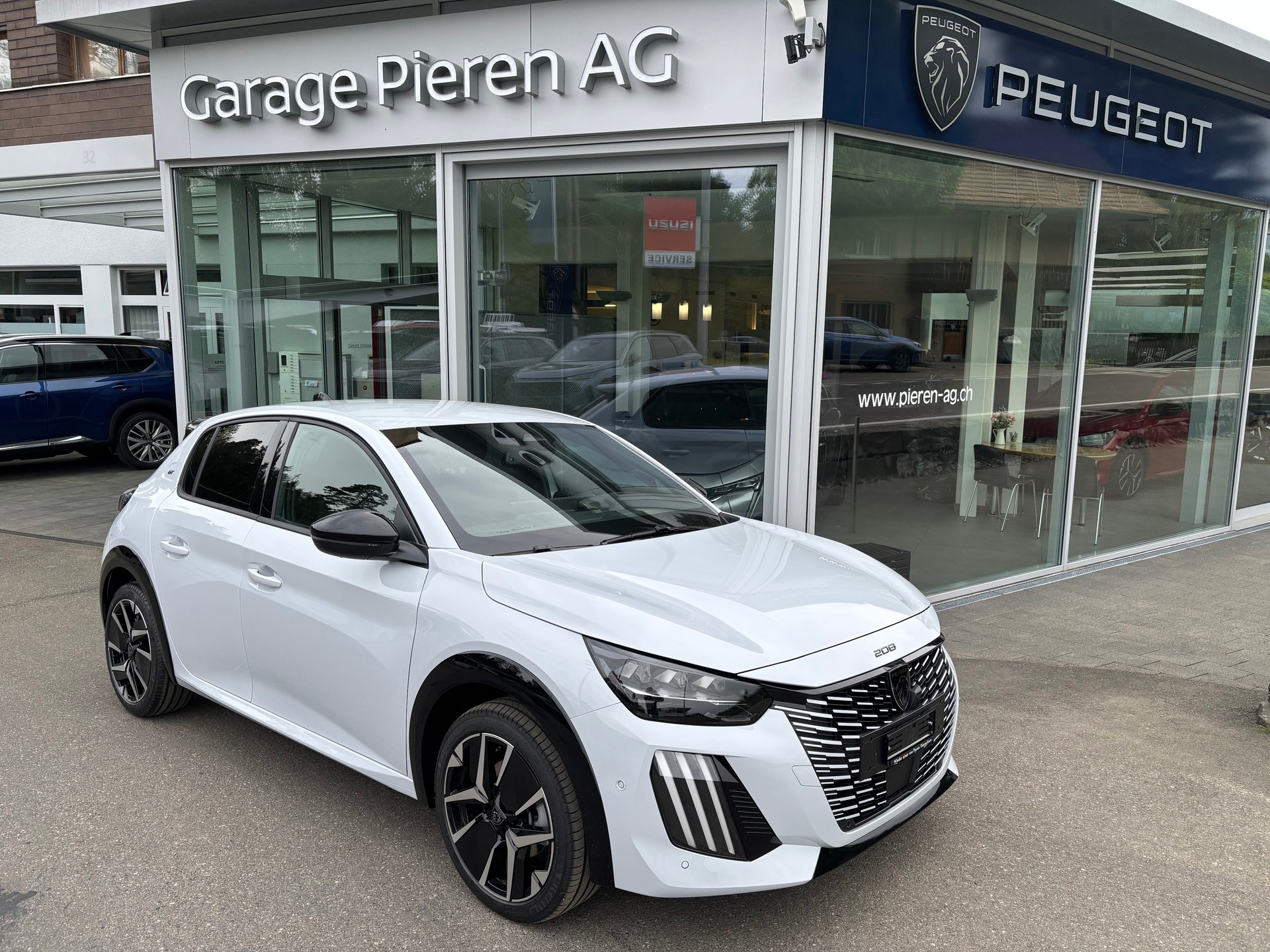 PEUGEOT 208 1.2 MHEV 145 GT