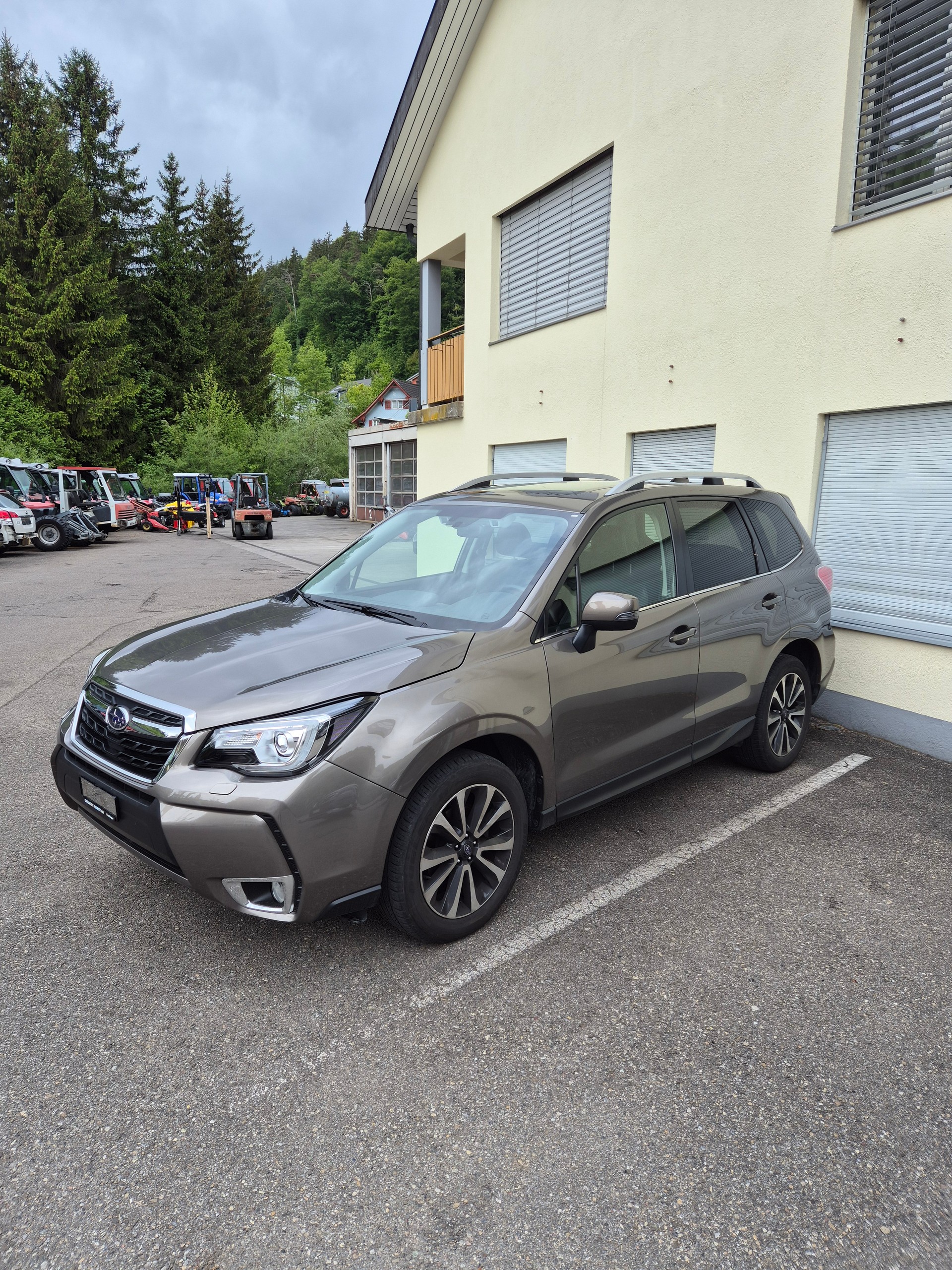 SUBARU Forester 2.0i Executive Lineartronic