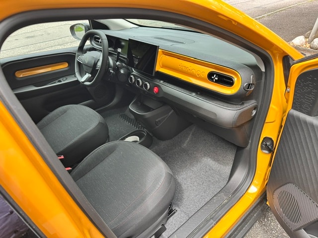 RENAULT Twingo E-Tech 27kWh Techno-image-12