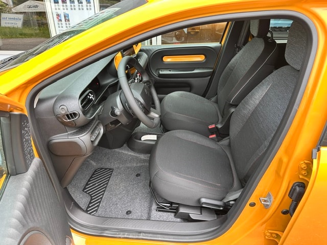 RENAULT Twingo E-Tech 27kWh Techno-image-17