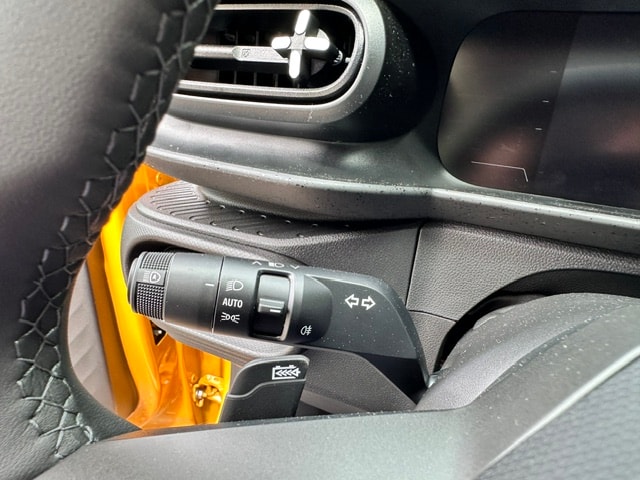 RENAULT Twingo E-Tech 27kWh Techno-image-25