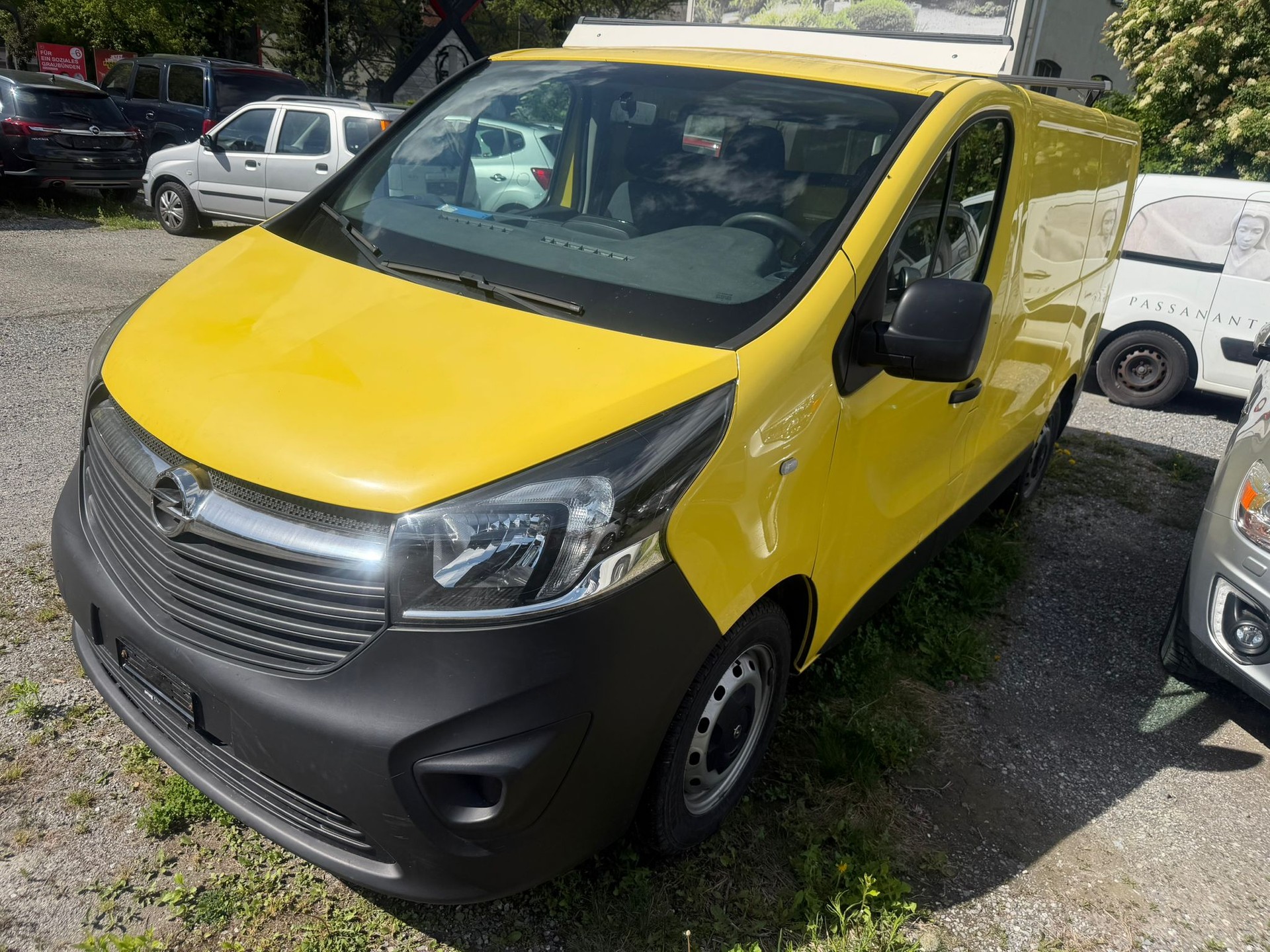 OPEL Vivaro 1.6 BiTurbo CDTI ecoFLEX 2.7t L1H1-image-12