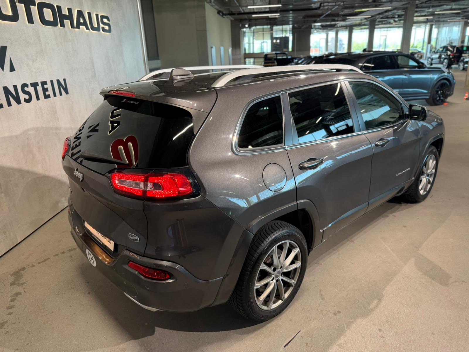 JEEP Cherokee 2.2TD Overland AWD 9ATX-image-7