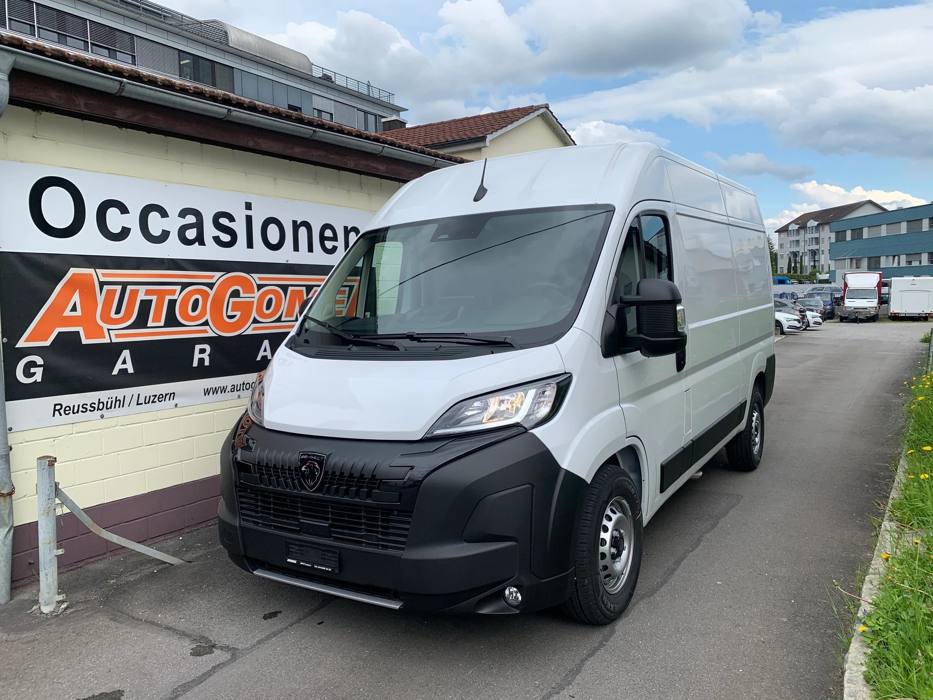 PEUGEOT BOXER 2.2HDi 335 L2H2 EAT8