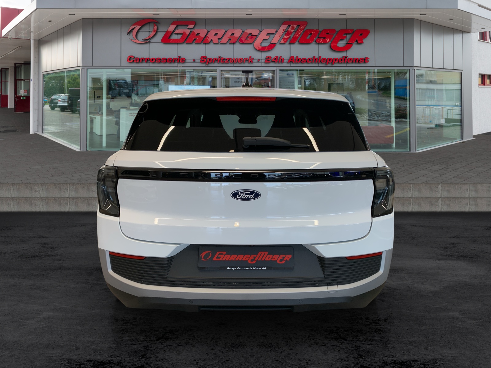 FORD Explorer Extended Range Premium-image-3