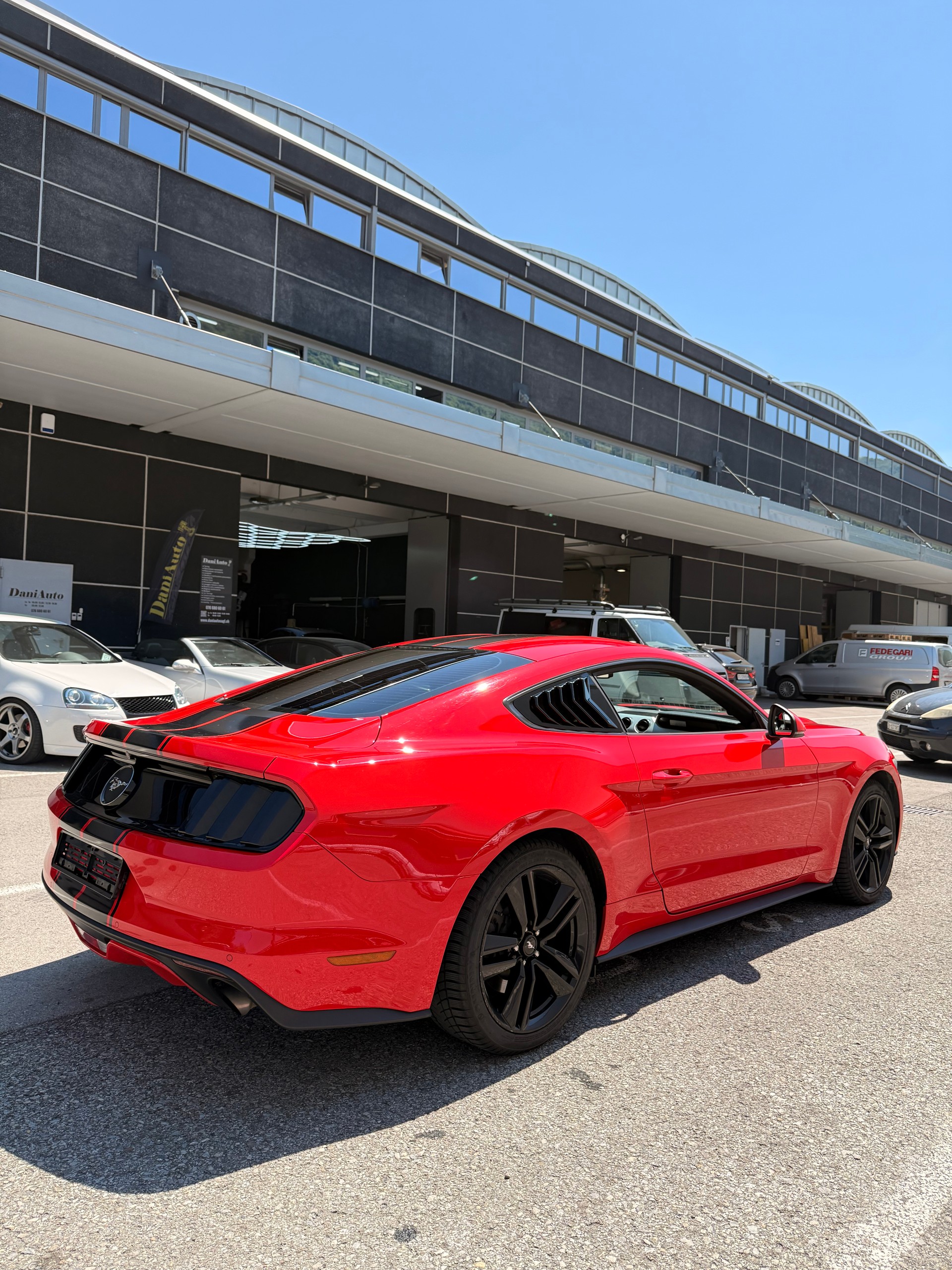 FORD Mustang Fastback 2.3-image-2