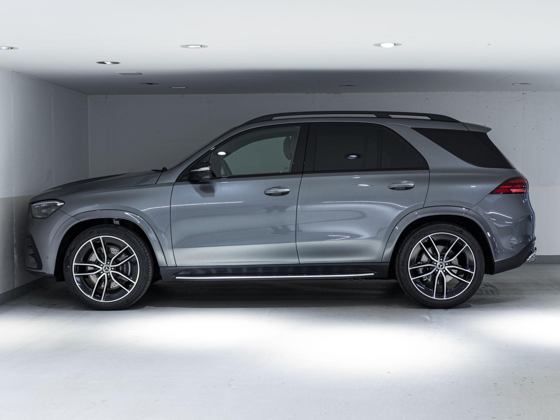 MERCEDES-BENZ GLE 450 d 4MATIC-image-4