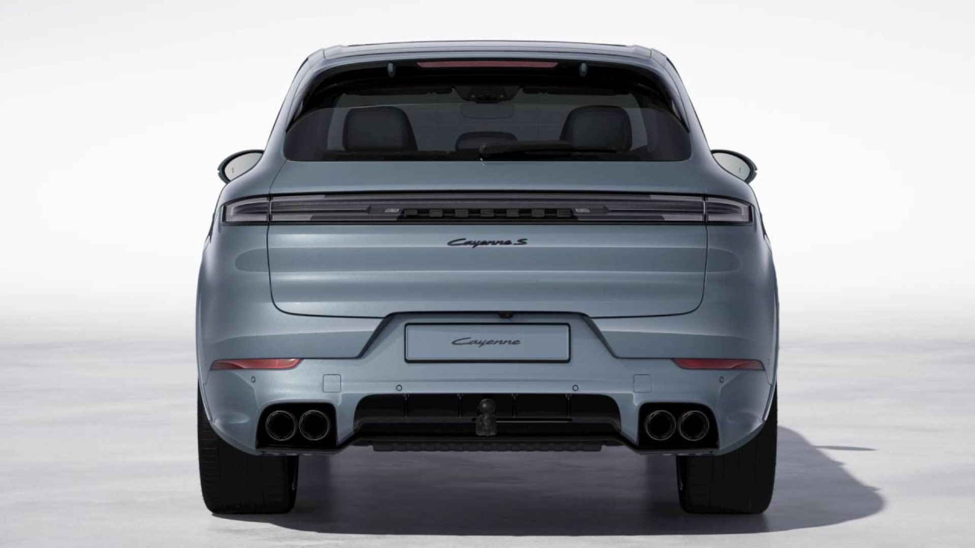 PORSCHE Cayenne S E-Hybrid Black Edition-image-6