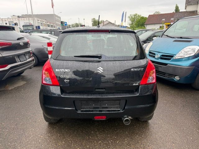 SUZUKI Swift 1.3i 16V GL Top 4x4-image-10
