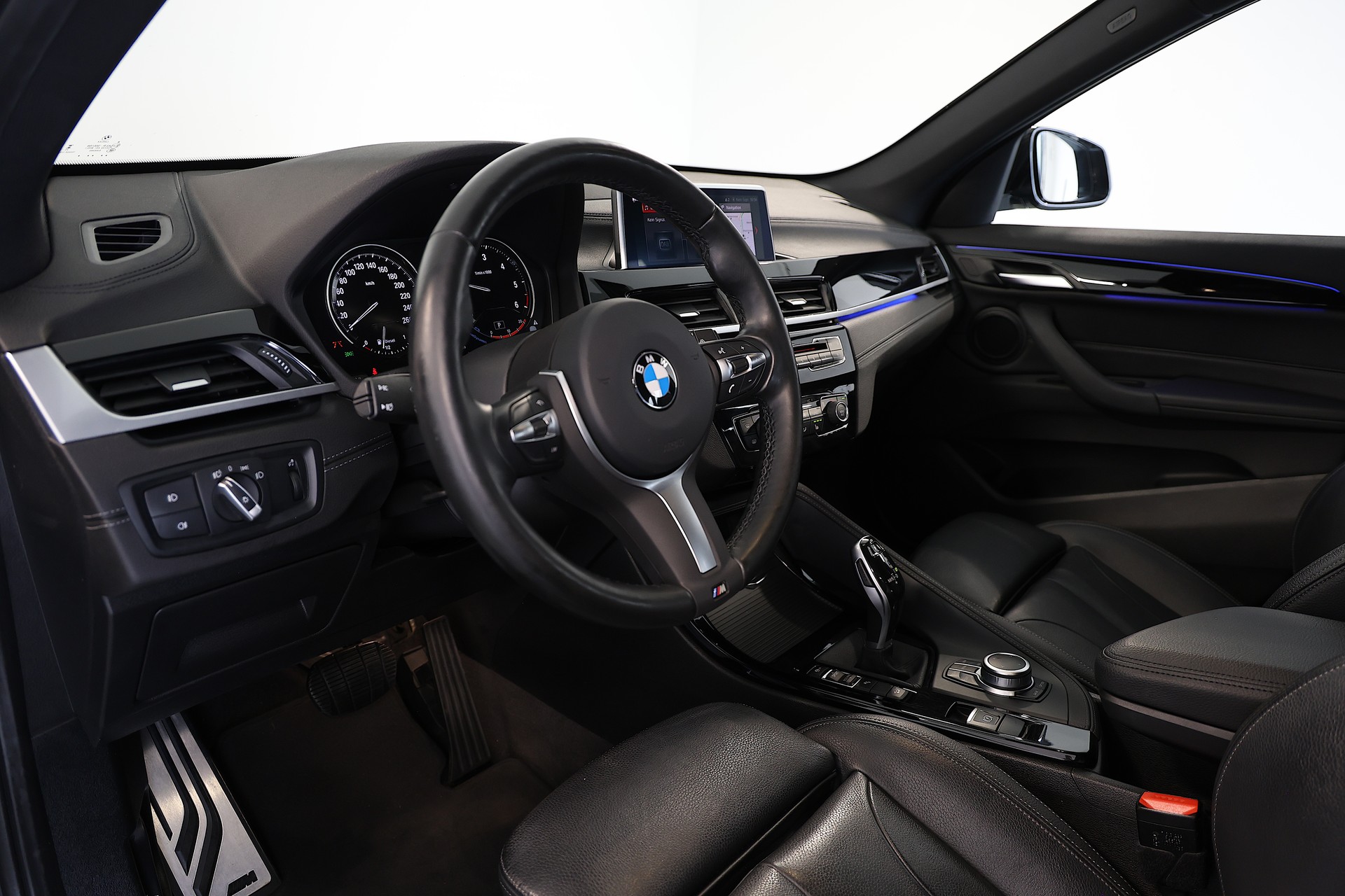 BMW X1 xDrive 25d M Sport Steptronic-image-9