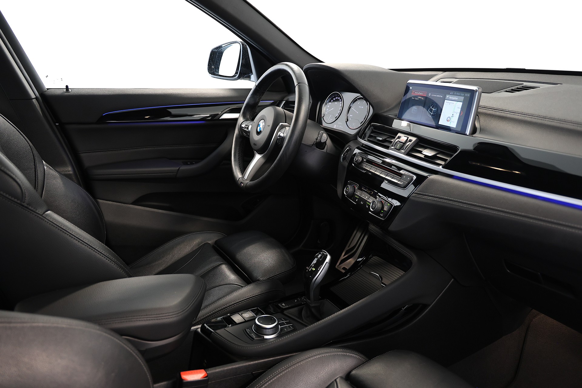 BMW X1 xDrive 25d M Sport Steptronic-image-14