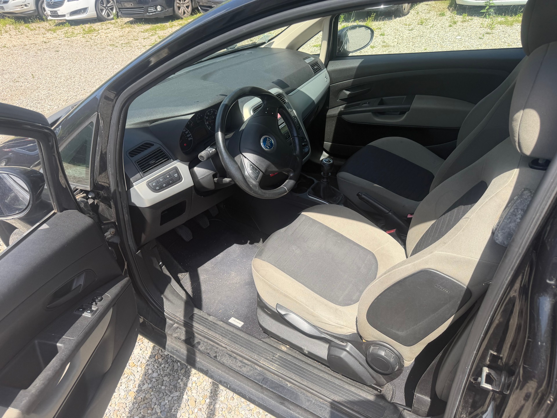 FIAT Punto 1.4 Active-image-4