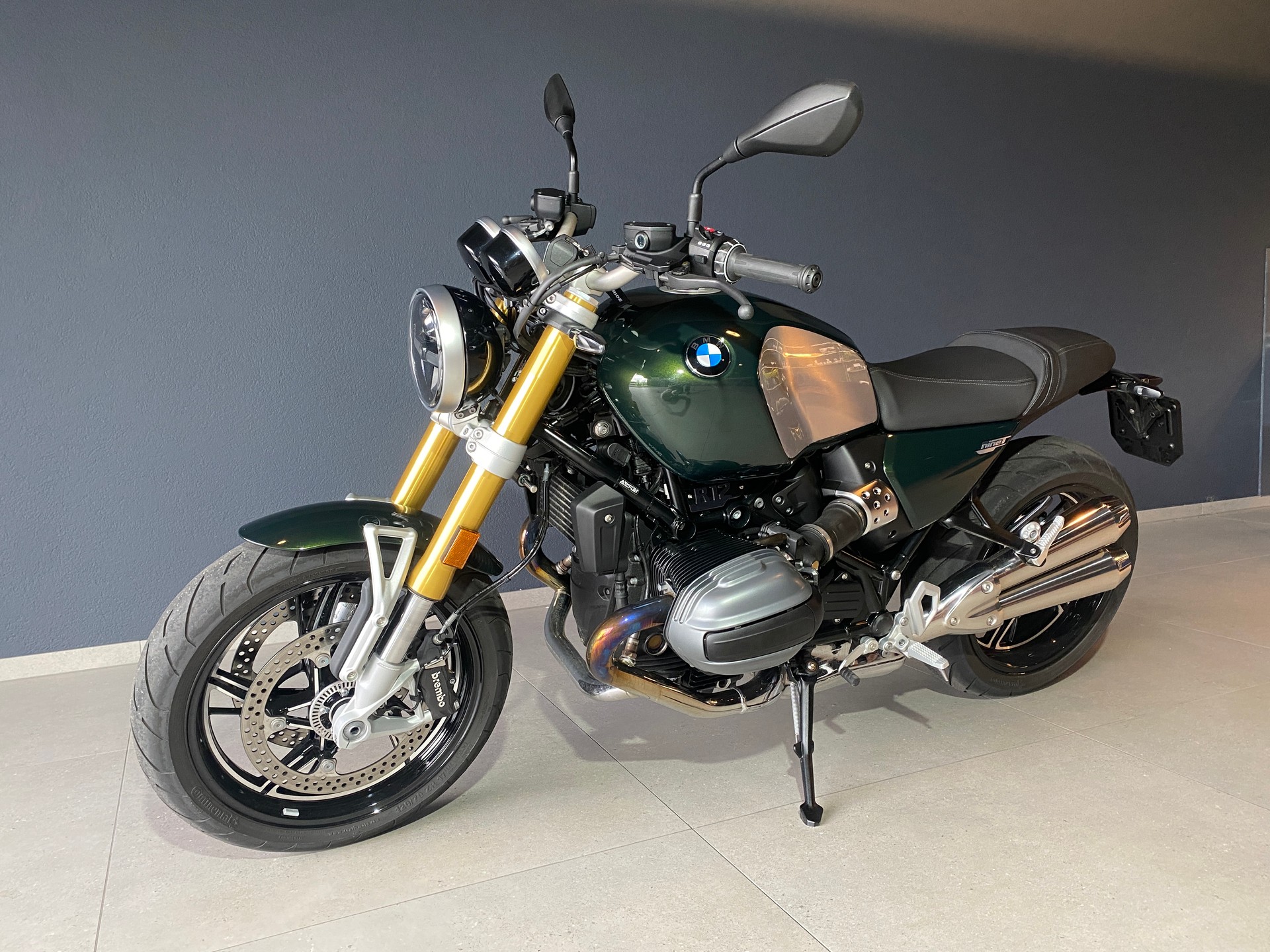 BMW R 12 nine T-image-1