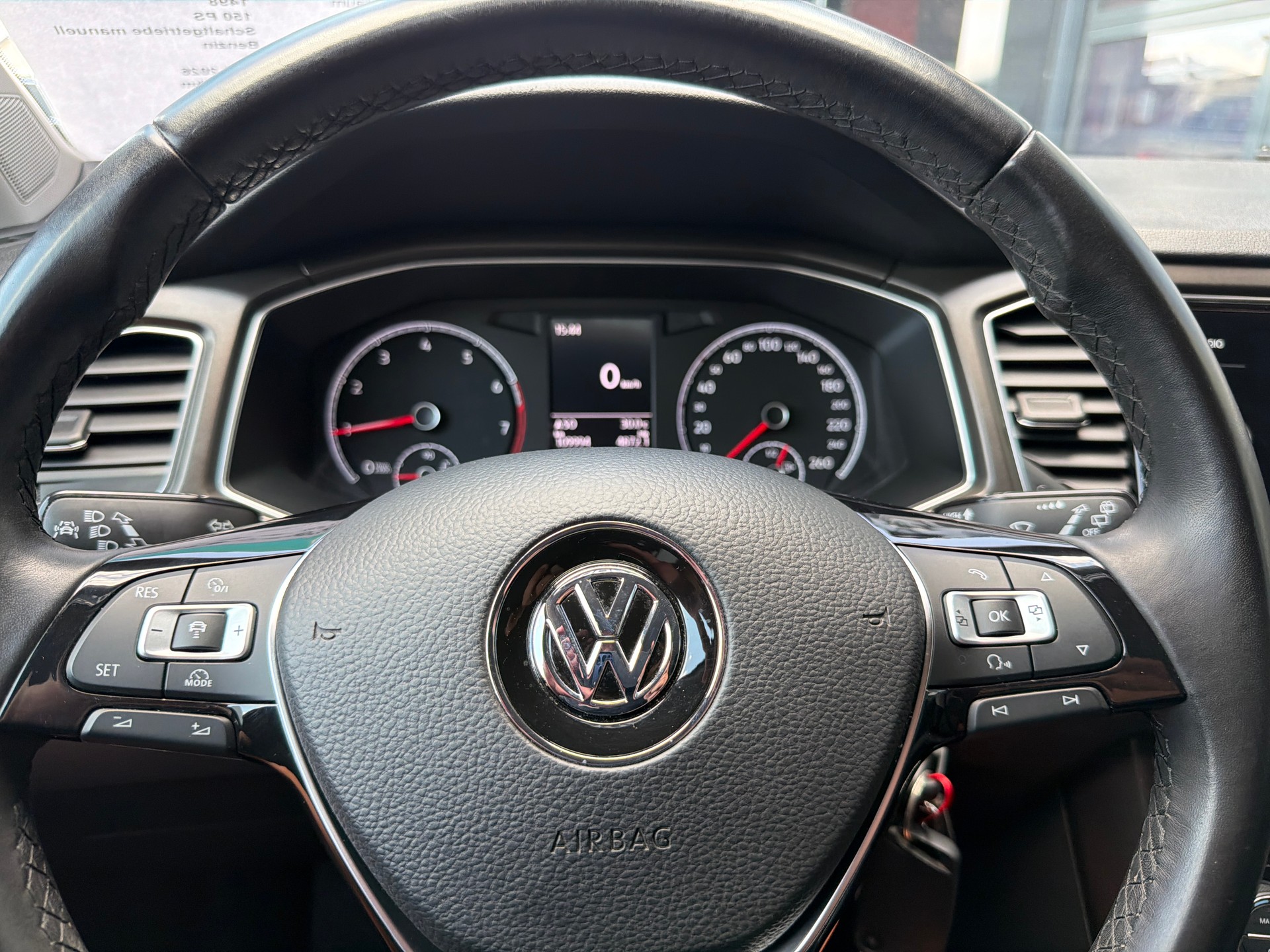 VW T-Roc 1.5 TSI EVO Advance-image-14