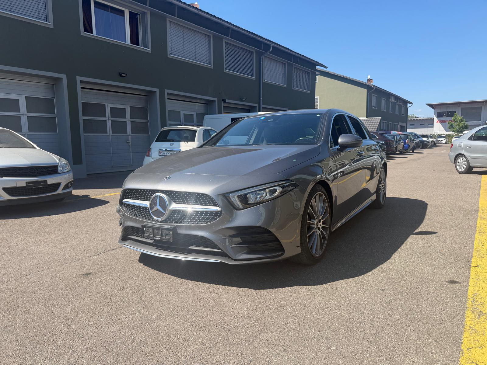 MERCEDES-BENZ A 220 AMG Line 7G-DCT 4Matic