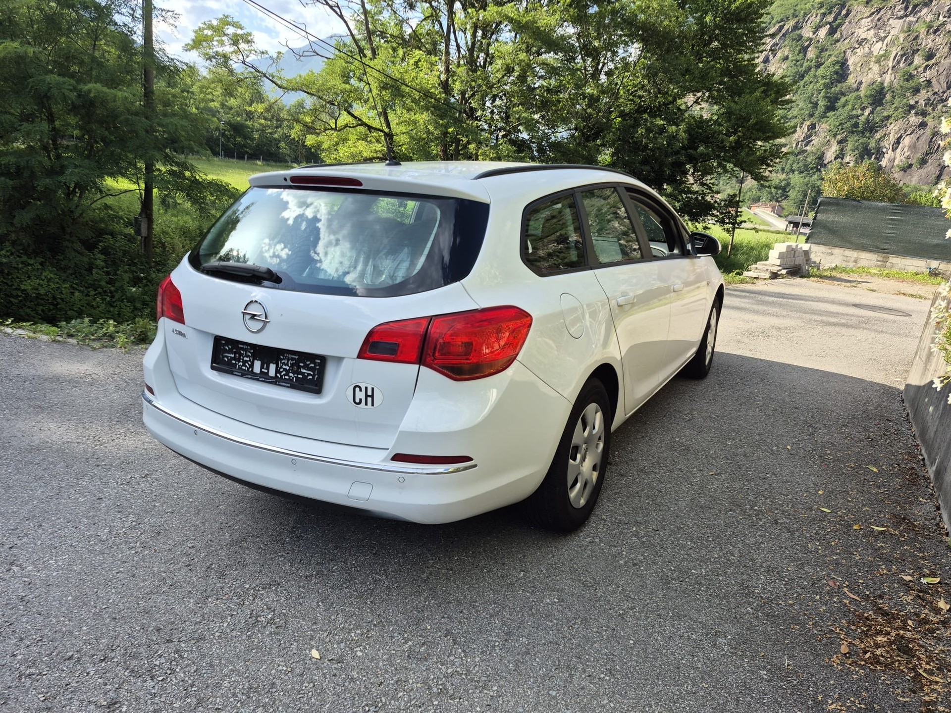 OPEL Astra SportsTourer 1.6i 16V-showroom-element-3