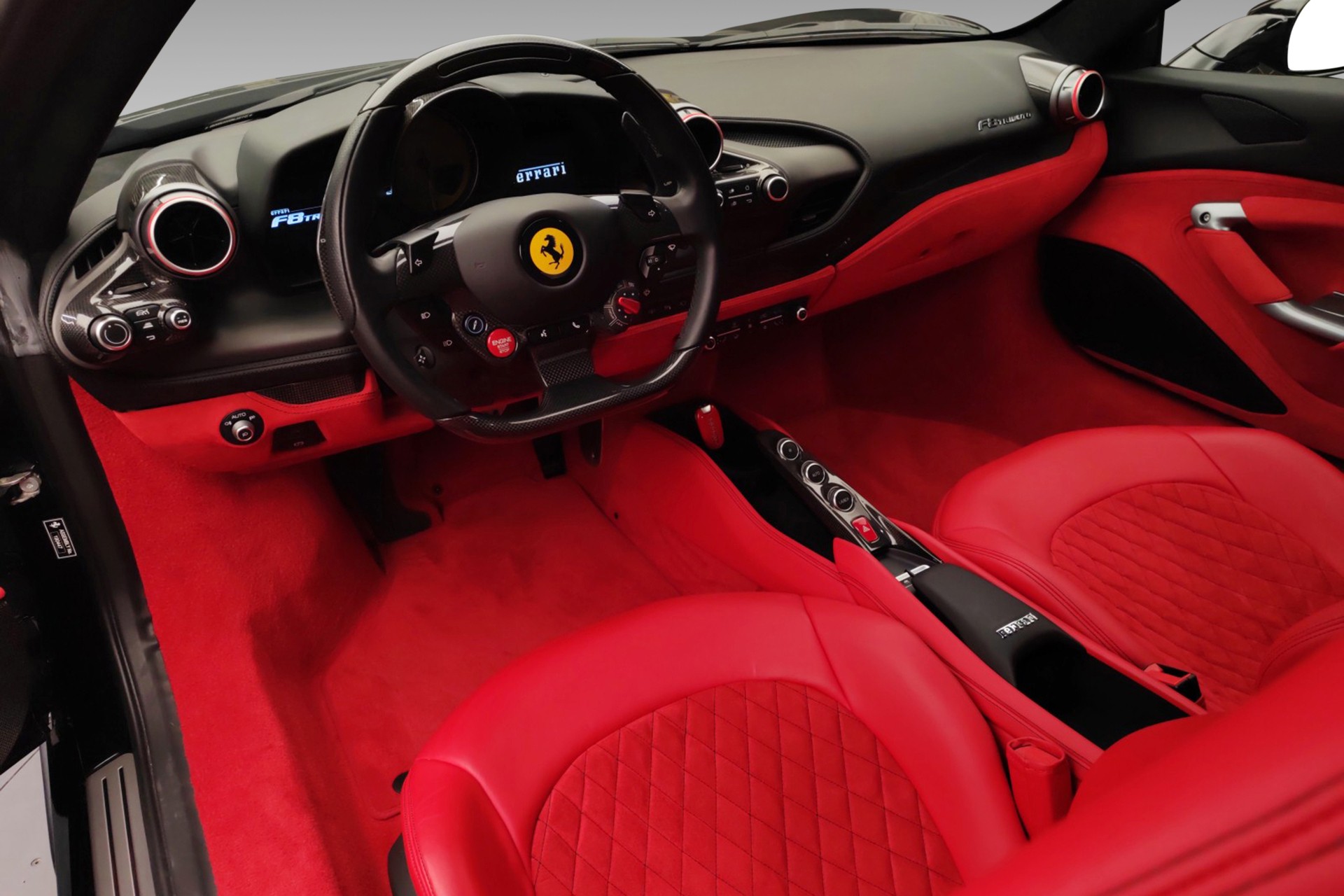 FERRARI F8 Tributo-image-13