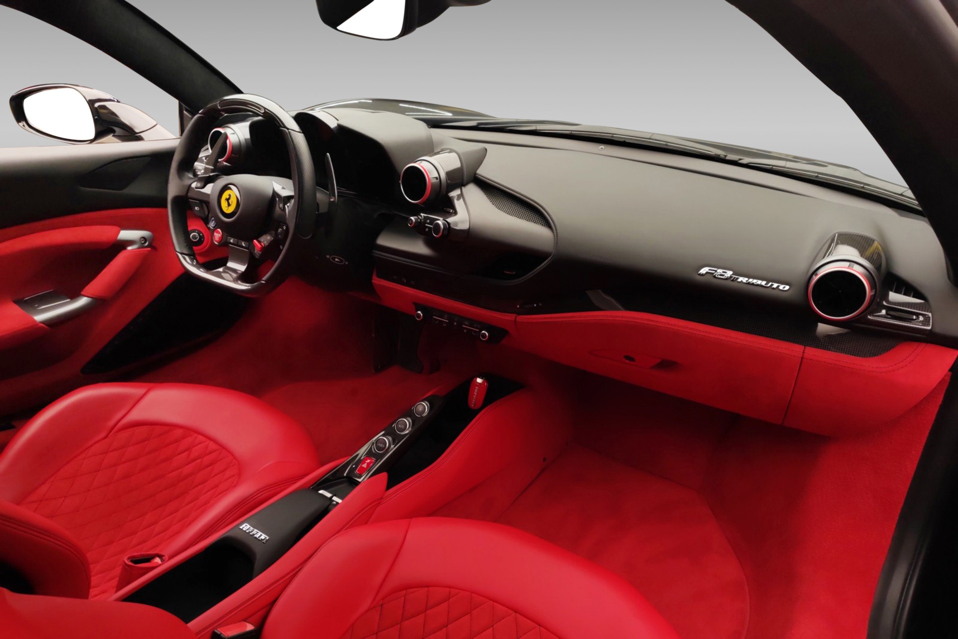FERRARI F8 Tributo-image-15
