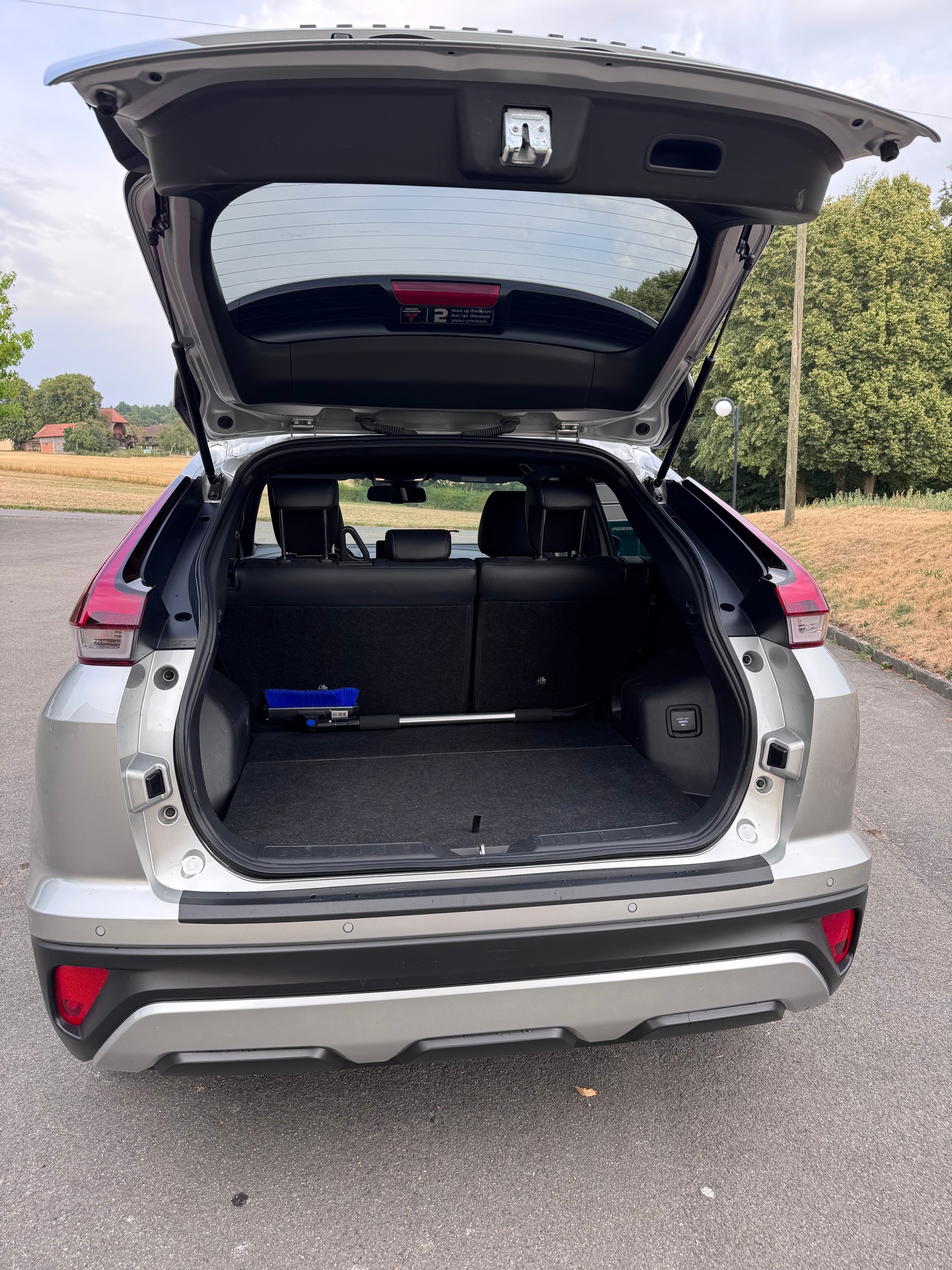 MITSUBISHI 2.4 PHEV Style 4x4-image-8