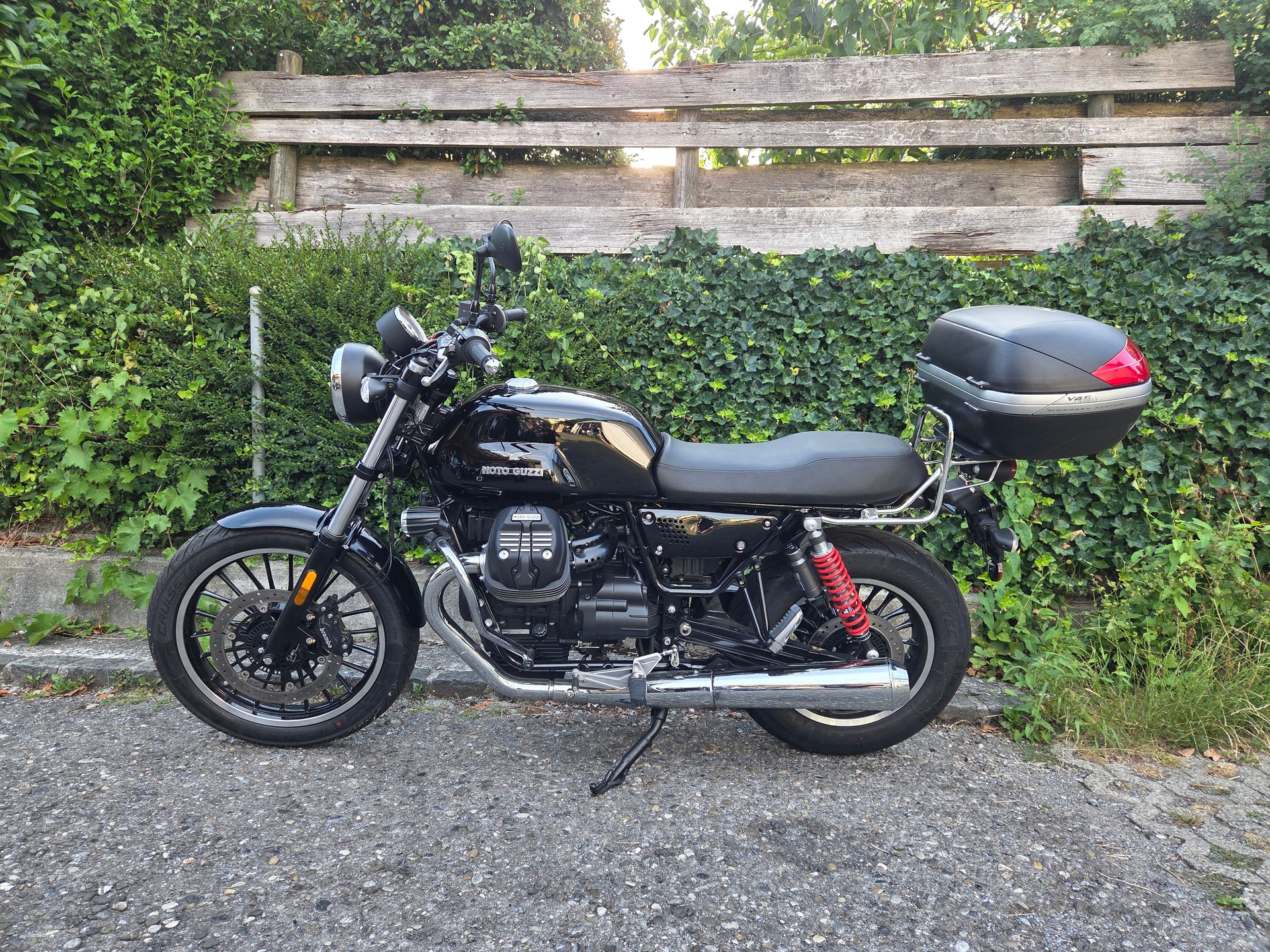 MOTO GUZZI V9 Roamer 850 ABS-image-0