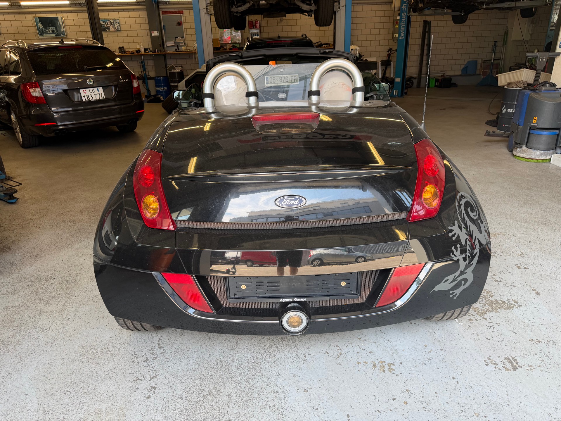 FORD Streetka 1.6 (Luxury)-image-3