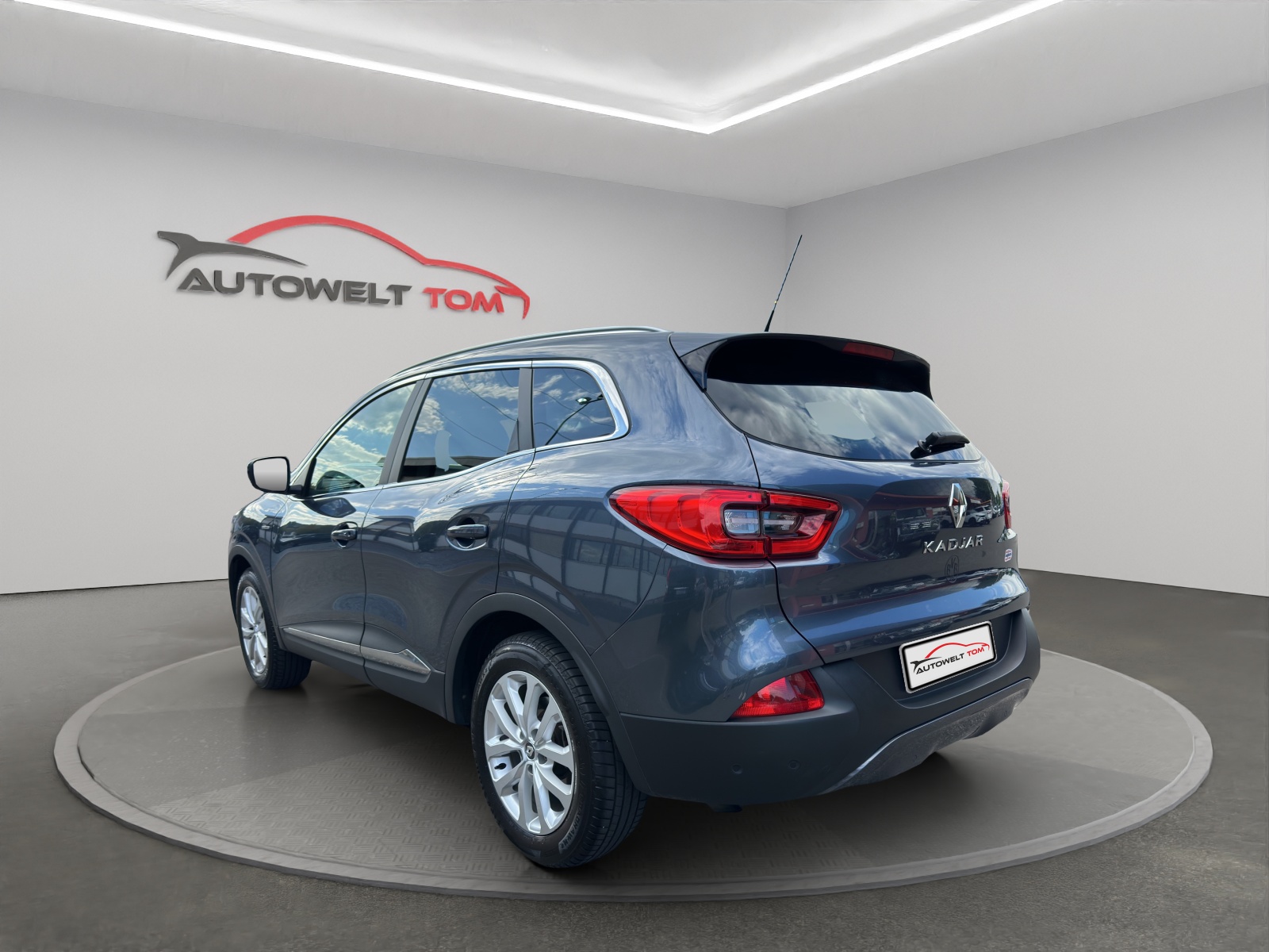 RENAULT Kadjar 1.2 16V Turbo Bose-image-2