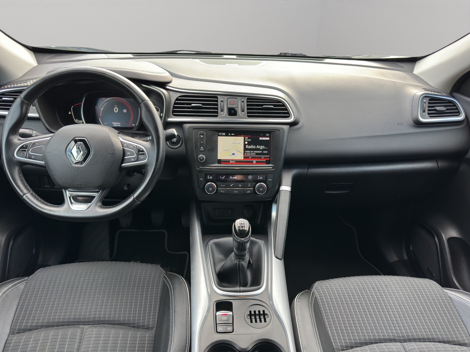 RENAULT Kadjar 1.2 16V Turbo Bose-image-10